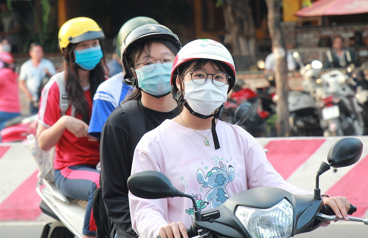 Ảnh: 70.000 thí sinh đầu tiên dự thi để xét tuyển đại học 2021 - 5