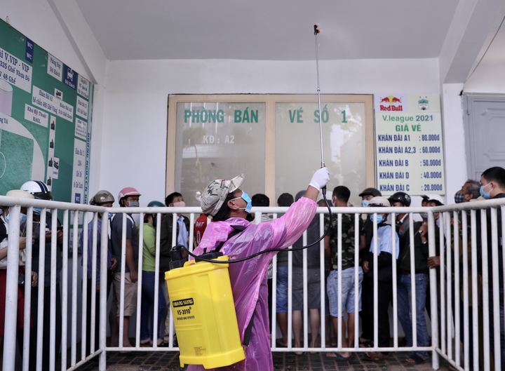 Sốt vé xem Lee Nguyễn đối đầu Kiatisak - 8