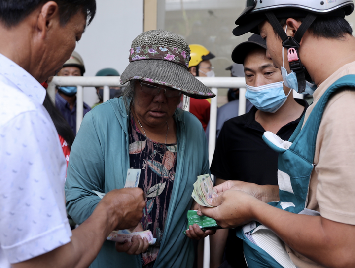 Sốt vé xem Lee Nguyễn đối đầu Kiatisak - 6