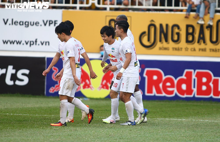 Trực tiếp HAGL 3-0 CLB TP.HCM: HAGL thăng hoa - 5