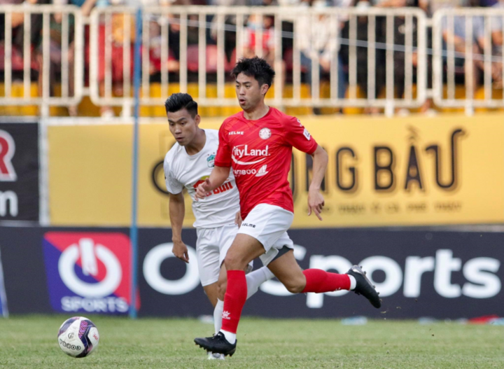 Đè bẹp CLB TP.HCM, HAGL củng cố ngôi đầu V-League - 1