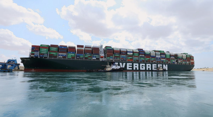 Gió sa mạc gây ra sự cố tắc nghẽn 10 tỷ USD mỗi ngày ở kênh đào Suez? - 2