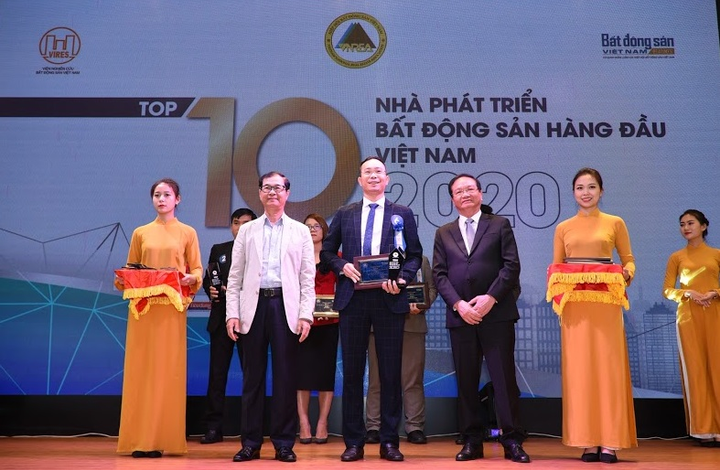Văn Phú - Invest: Top 10 nhà phát triển bất động sản hàng đầu Việt Nam năm 2020 - 2