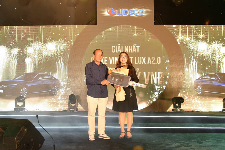 Khách hàng nhận quà hấp dẫn khi mua nhà vườn dự án Lideco - 2