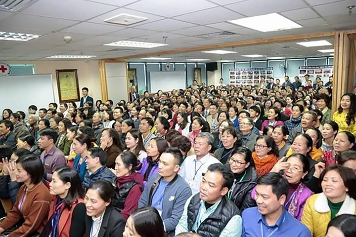 Bị tố truyền bá mê tín dị đoan, lừa đảo, CLB Tình Người 'hoạt động bình thường' - 1