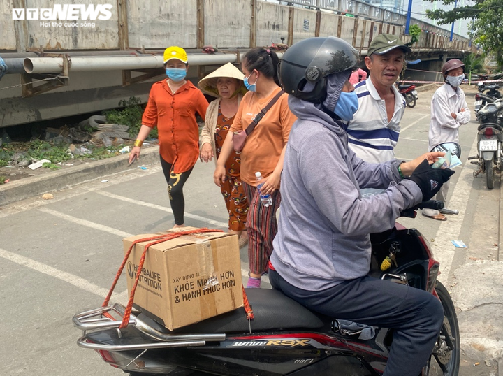 Nhân chứng kể lại cảnh tượng kinh hoàng vụ cháy làm 6 người chết thương tâm - 4