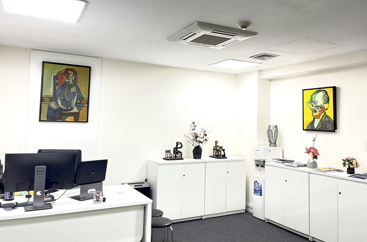 'Nghệ thuật đảo ngược' từ phòng tranh triển lãm đến ý nghĩa cuộc sống - 3