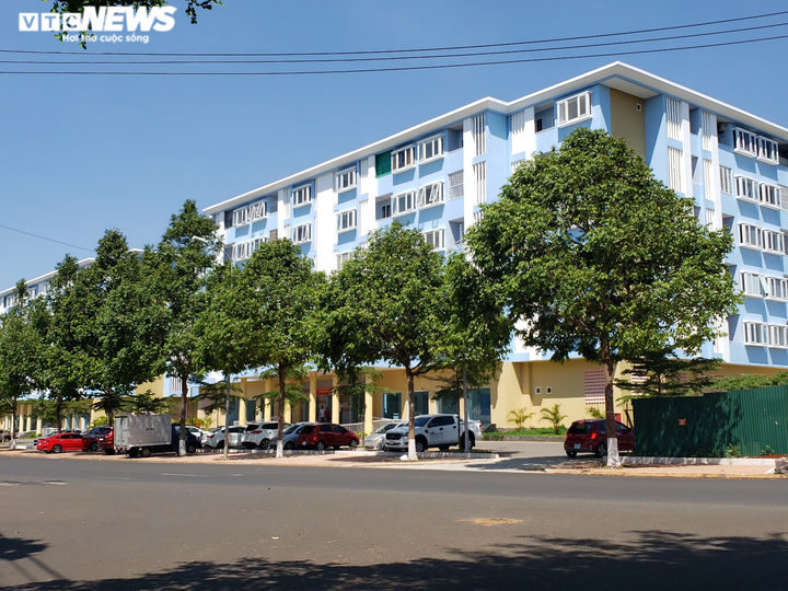 Nhiều cán bộ, công chức ở Đắk Lắk xin trả lại nhà ở xã hội - 1