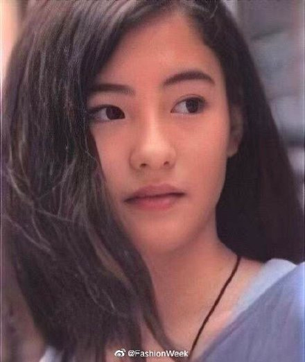 Ảnh tuyệt sắc của Trương Bá Chi năm 12 tuổi gây 'bão mạng' - 2