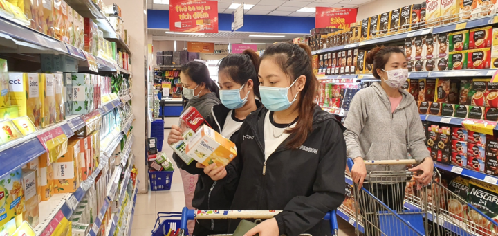 Siêu thị Co.opmart khởi động kỷ niệm 25 năm bằng giảm giá 2.500 sản phẩm nhu yếu - 1