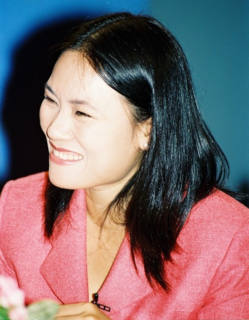 Nhà báo Tạ Bích Loan: Khán giả từng viết thư đòi đuổi tôi khỏi VTV3 - 1