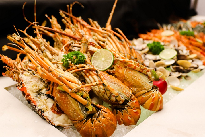 Đón mùa đẹp nhất năm tại một trong những khu nghỉ dưỡng tuyệt vời nhất đảo ngọc - 1