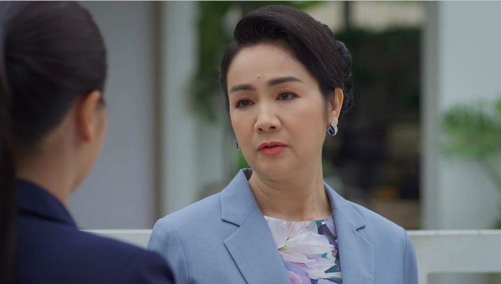  'Hướng dương ngược nắng' bị chê có nhiều tình tiết rắc rối - 2