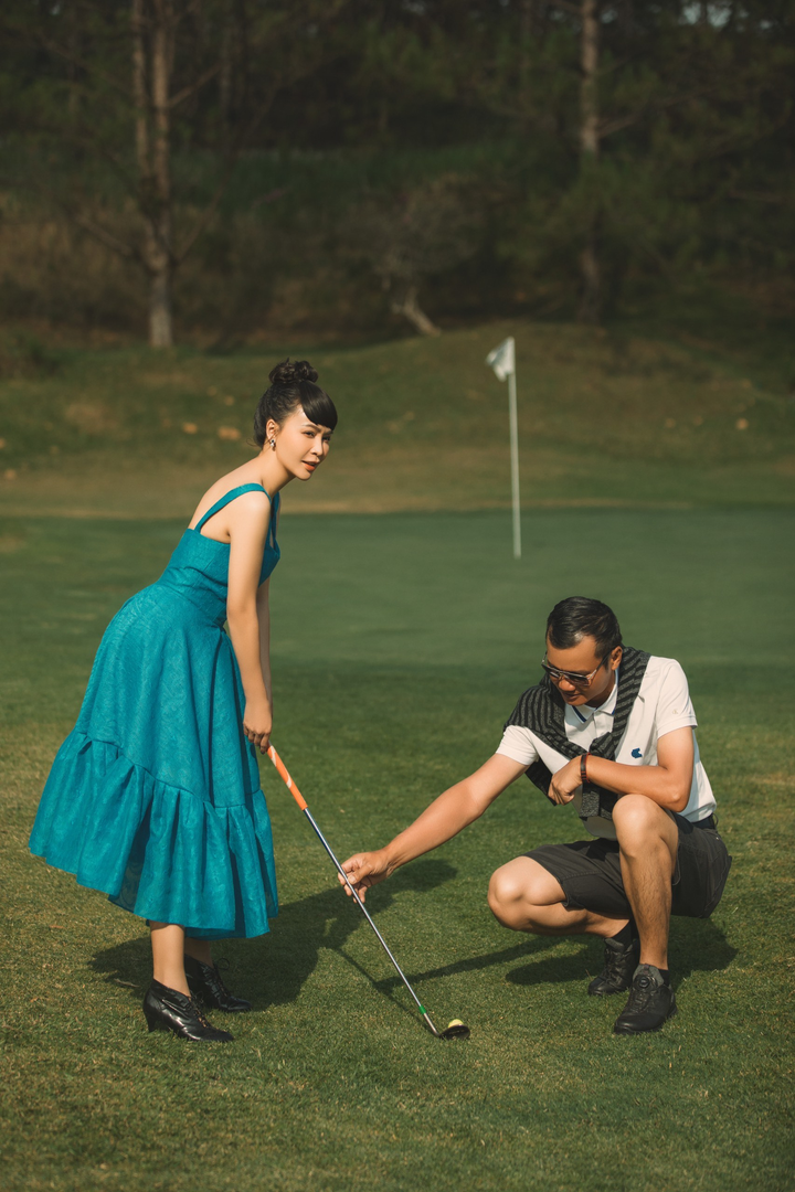 Mỹ Ngọc Bolero khoe ảnh cưới tại sân golf - 5
