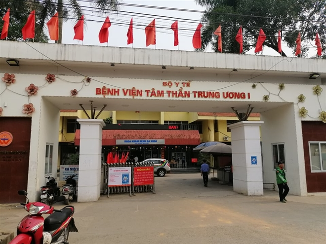 'Bay lắc' trong bệnh viện tâm thần: Voi chui lỗ kim là có thật? - 1