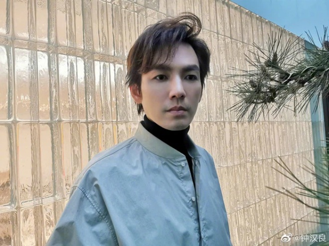 Ông chú U50 Chung Hán Lương trẻ đẹp vượt xa trai trẻ