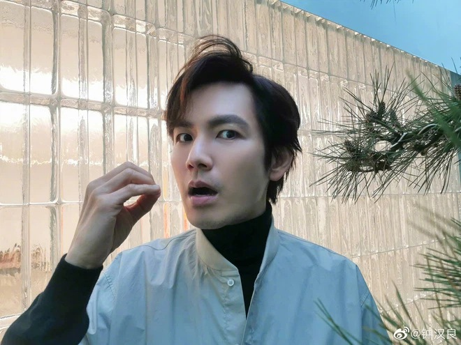 Ông chú U50 Chung Hán Lương trẻ đẹp vượt xa trai trẻ