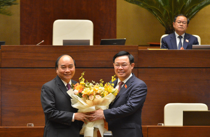 Ông Nguyễn Xuân Phúc tiếp tục thực hiện nhiệm vụ Thủ tướng đến ngày 5/4 - 1