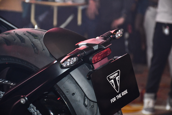 Chi tiết Triumph Trident 660 giá 270 triệu đồng tại Việt Nam - 6