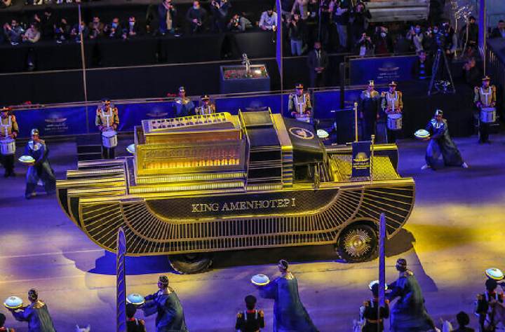 Vì sao xác ướp 22 vị vua và nữ hoàng gia Ai Cập được rước trên phố? - 11