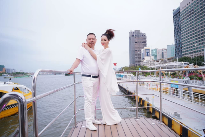 Nhan sắc con gái Mai Thu Huyền ở tuổi 18