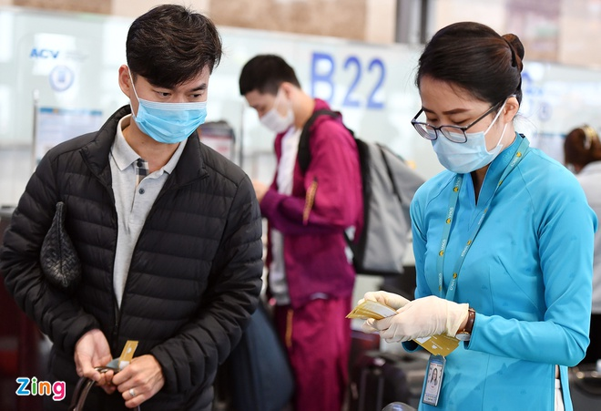 Khách không thực hiện khai báo y tế sẽ không được bay - 1