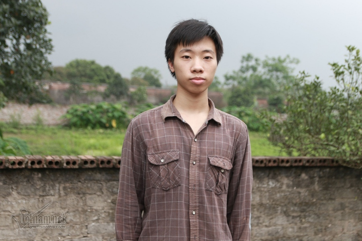 Nghị lực của cậu học trò nghèo vào đội tuyển Toán quốc gia - 1