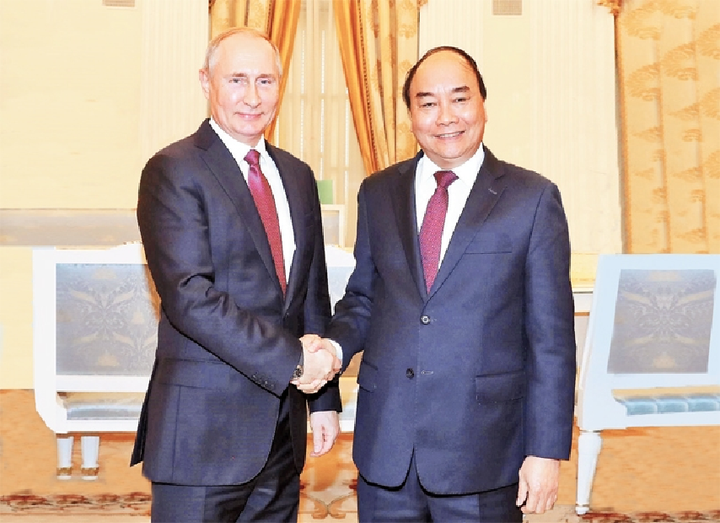 Tổng thống Putin chúc mừng Chủ tịch nước Nguyễn Xuân Phúc - 1