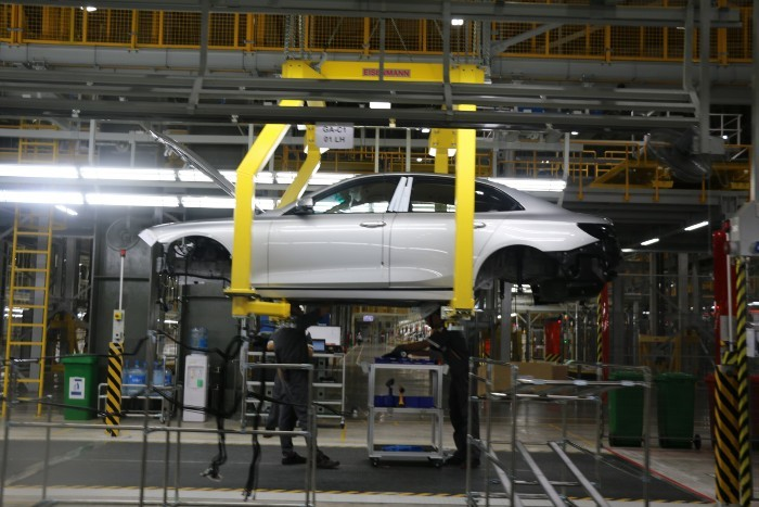 Sốt đất nóng lên từng ngày, tập đoàn đa quốc gia cũng 'ngán' thuê - 2