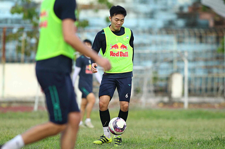 Xuân Trường tươi tắn trước ngày hỏi vợ - 6