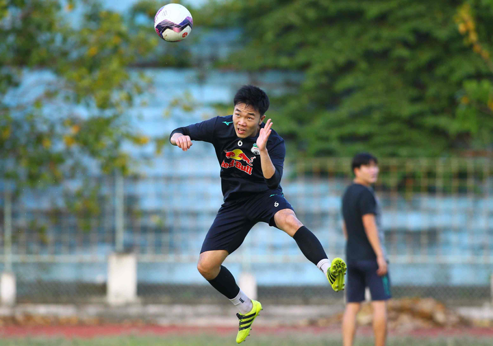 Xuân Trường tươi tắn trước ngày hỏi vợ - 7