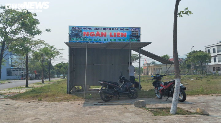 Đất Đà Nẵng tăng 500 triệu đồng/lô: 'Cò' thổi giá quá đà, chủ đầu tư phát hoảng - 1