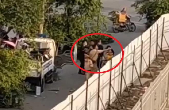 Xác minh clip CSGT túm tóc, đấm túi bụi nam thanh niên ở Hà Nội - 1