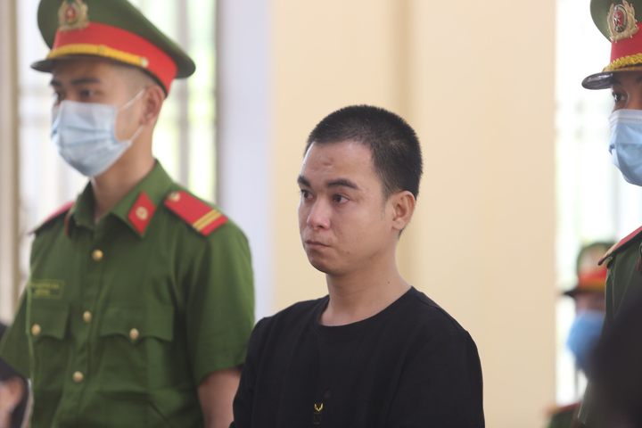 Bị ngăn cản quan hệ đồng tính, chồng hạ sát vợ câm điếc - 1