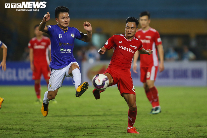 Hà Nội FC lần đầu thua Viettel: Bầu Hiển khó chịu, Quang Hải ngửa mặt than trời - 4