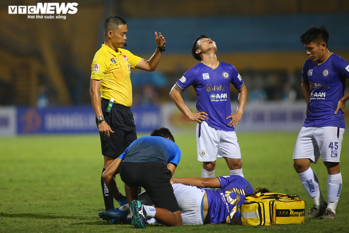 Hà Nội FC lần đầu thua Viettel: Bầu Hiển khó chịu, Quang Hải ngửa mặt than trời - 6