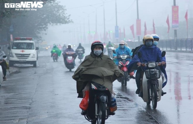 Bắc Bộ đón không khí lạnh, trời đổ mưa to, gió giật - 1