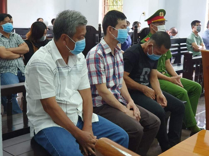 'Trùm' xăng giả Trịnh Sướng: 'Tôi pha trộn là sai, nhưng chất lượng đạt 90%' - 1