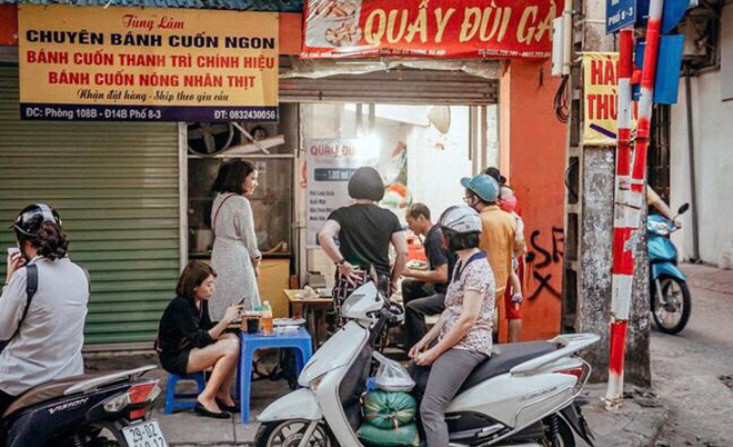 Chuyện về hàng quẩy đùi gà mộc mạc 'bán' cả tuổi thơ cho bao người Hà Nội - 2