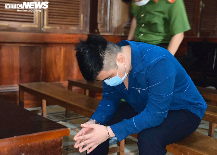 Nữ tiếp viên hàng không bị xe Mercedes tông: Có ai đổi 79% sức khoẻ lấy 1,4 tỷ? - 3