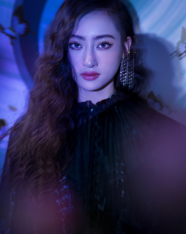 Hoa hậu Lương Thùy Linh hoá nàng thơ trong bộ ảnh mới - 5