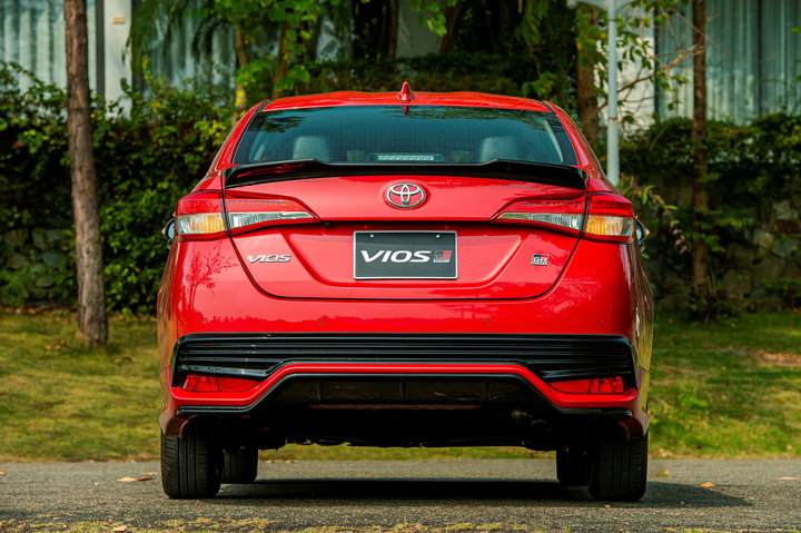 3 mẫu sedan bình dân đáng chú ý mới ra mắt tại Việt Nam - 3