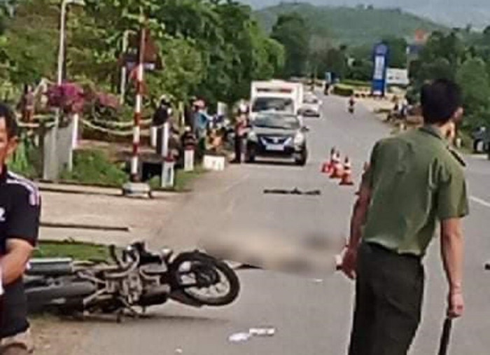 CSGT Quảng Trị chặn bắt xe đầu kéo gây tai nạn làm chết 2 người rồi bỏ chạy - 1