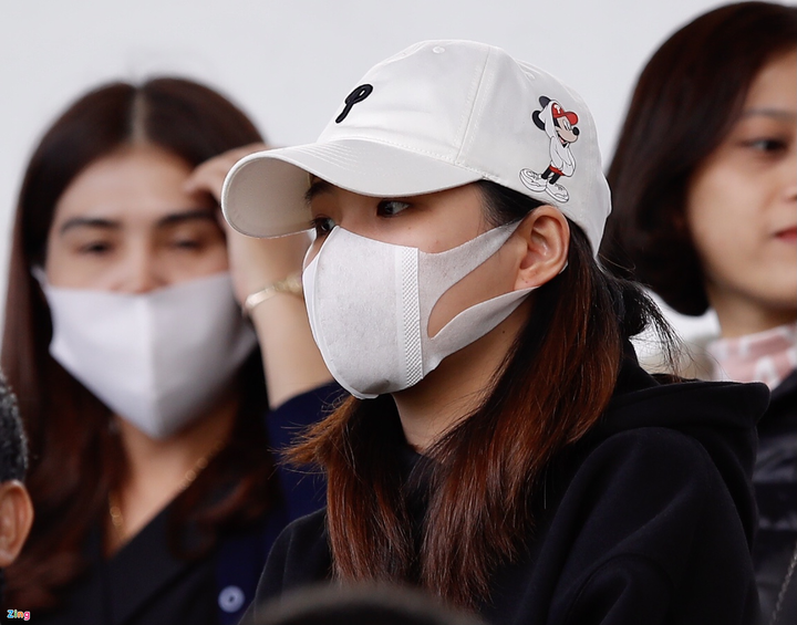 Vợ sắp cưới của Xuân Trường và những nàng WAGs kín tiếng - 2