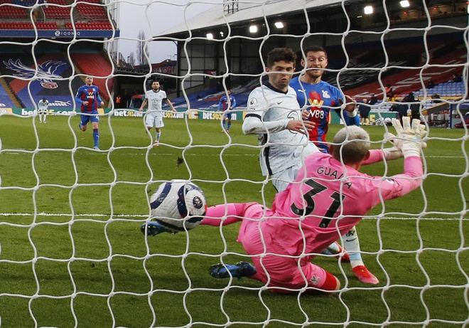 Kết quả Ngoại hạng Anh: Đè bẹp Crystal Palace, Chelsea trở lại top 4 - 2