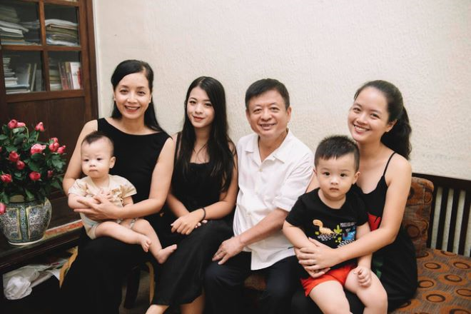 Nhan sắc 'gái đôi mươi' của dàn bà nội, bà ngoại showbiz Việt - 2