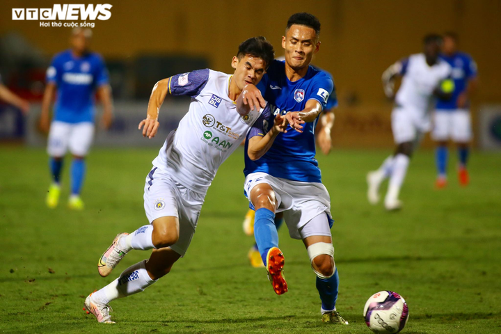 Quang Hải chói sáng, Hà Nội FC đè bẹp Than Quảng Ninh - 1