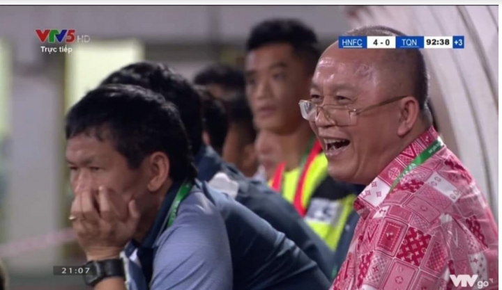 Bầu Đức: Than Quảng Ninh thua, sao chủ tịch CLB cười toe toét? - 1