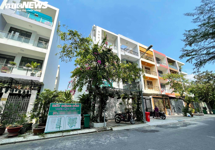 Công ty trúng thầu mỏ cát giá cao gấp 390 lần gắn nhờ biển hiệu nhà dân - 1