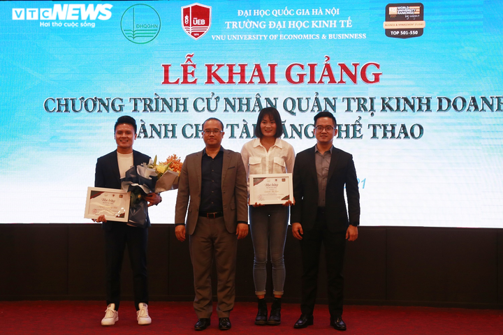 Quang Hải nhận học bổng cử nhân tại đại học top 500 thế giới - 2
